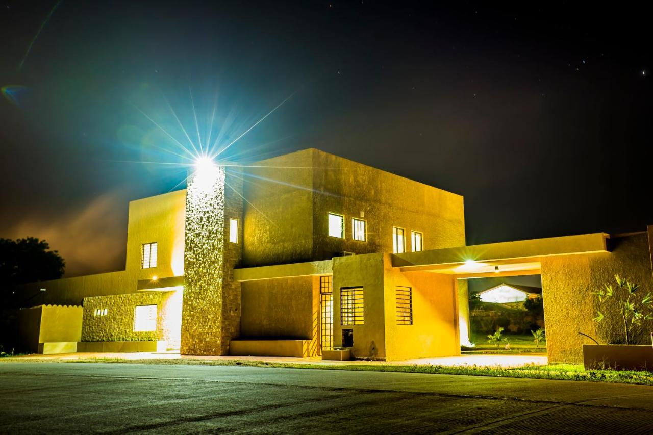 El Suto Apart Hotel San José de Chiquitos 外观 照片